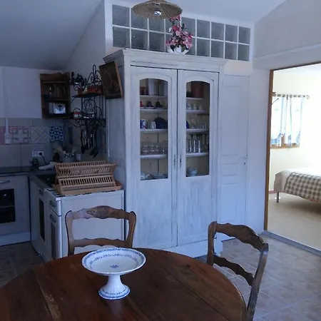 Holiday home L'enchanteur Saint-Jurs